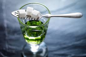 Assenzio: proprietà storia e curiosità della Fata Verde